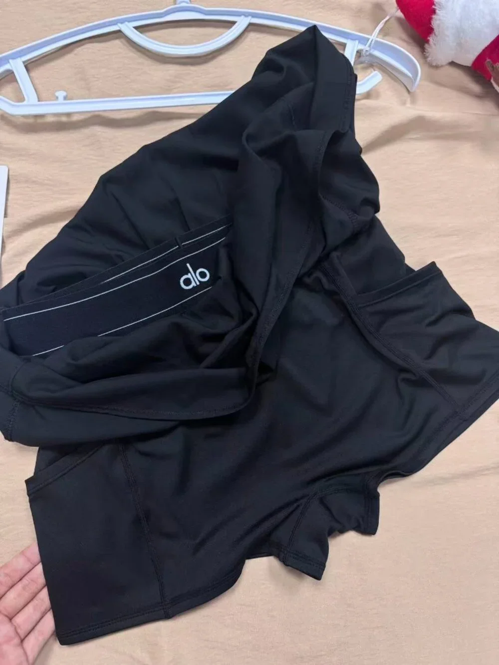ALO Yoga cute lightweight